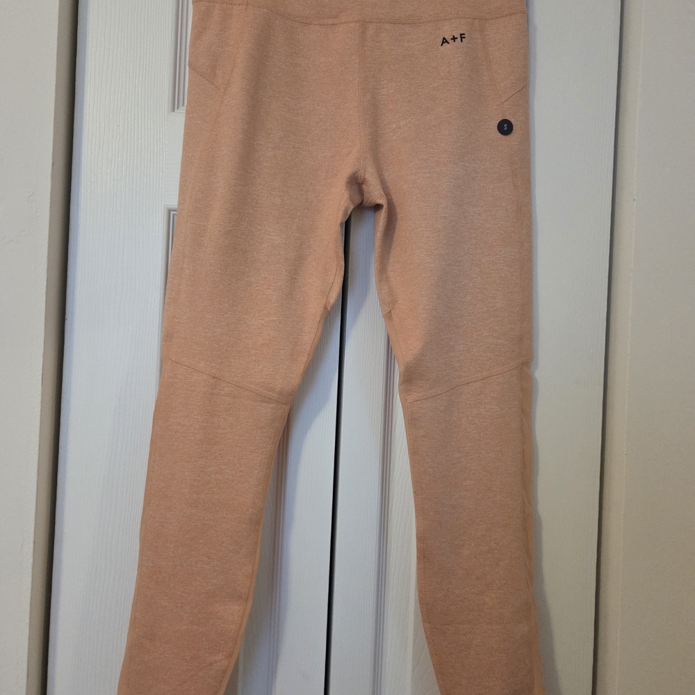 Abercrombie & Fitch Peach Leggings